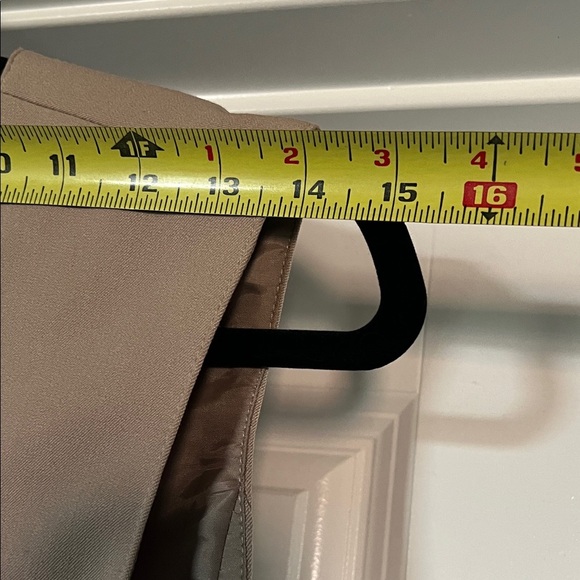 Vintage HW NEW YORK Tan Button-Up Vest - Picture 7 of 7